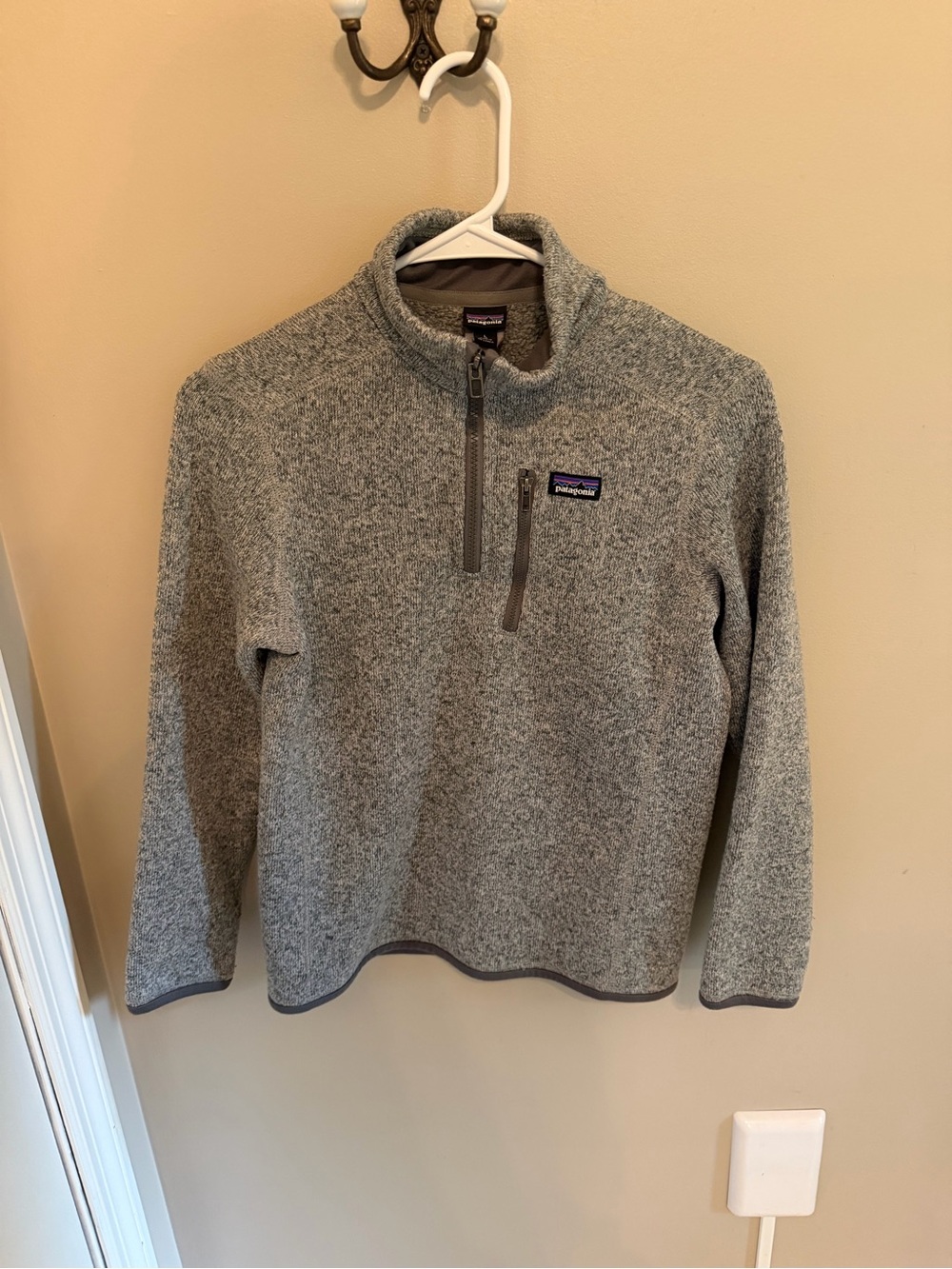 Patagonia Gray Quarter-Zip Fleece Pullover